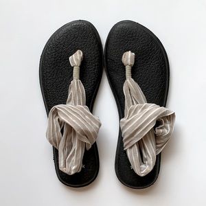 Sanuk yoga sling flat sandal
